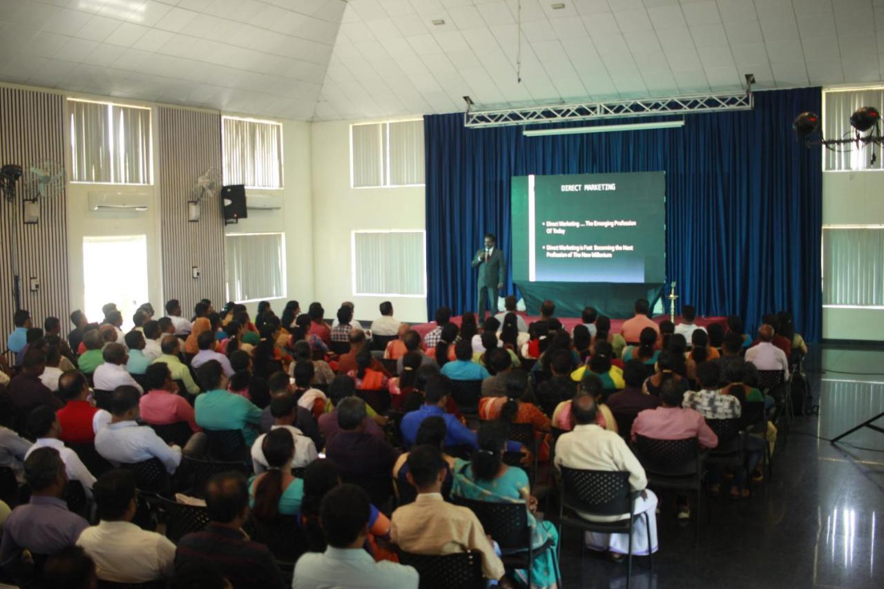 Angamaly Convention Centre Hotel Kochi Bagian luar foto