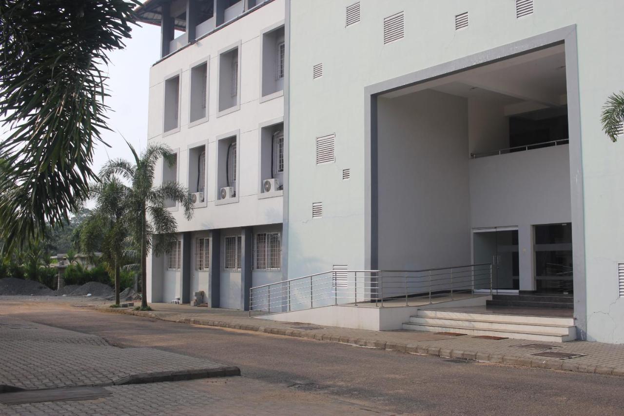 Angamaly Convention Centre Hotel Kochi Bagian luar foto