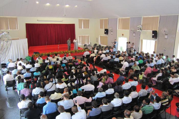Angamaly Convention Centre Hotel Kochi Bagian luar foto